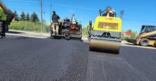 Best Asphalt Driveway Installation  in Bellevue, MI